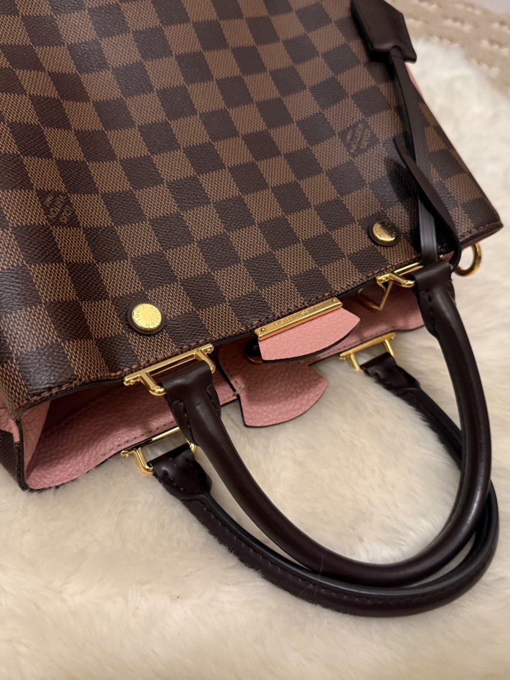 LOUIS VUITTON Brittany Bag in Damier Ebène Canvas 100% Authentic - Picture 7 of 10